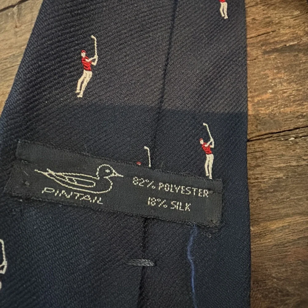 Pintail Navy Blue Golf Player Pattern Necktie!